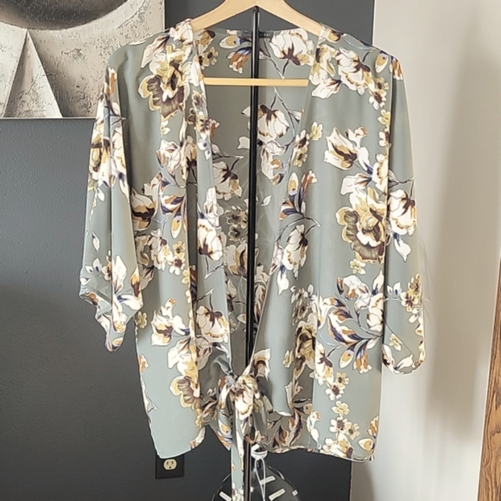 West Kei Kimono wrap